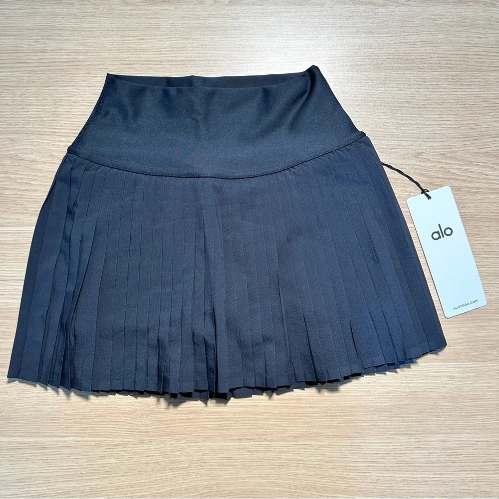 NWT Alo Yoga Grand Slam Tennis Skirt in black